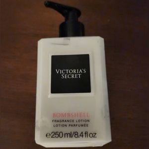 VICTORIA'S SECRET Bombshell Fragrance Lotion 8.4 fl. oz. New